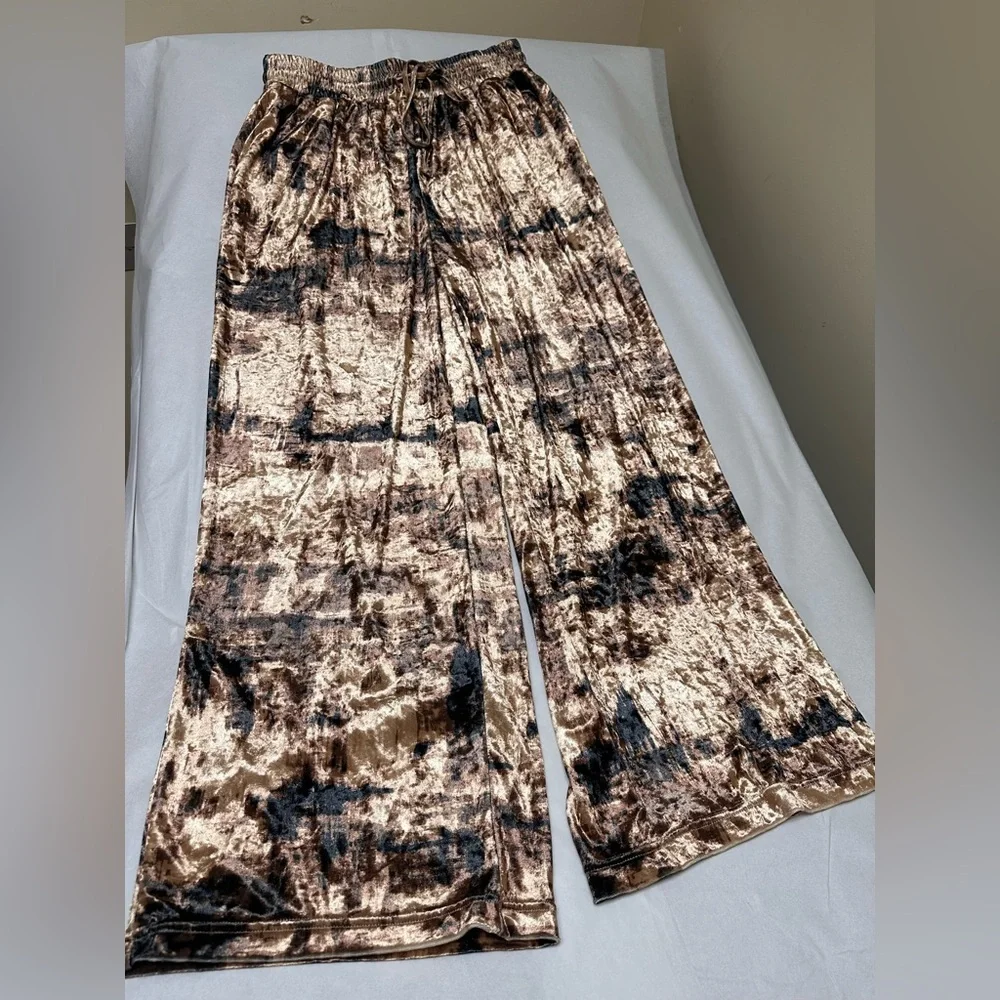 NWT; Nina Parker Velour Button Front Gold/Brown Top Plus Size & Pants 🍒 - Picture 2 of 10